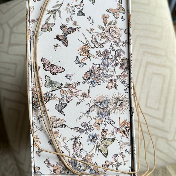 DIOR Collection PRIVEE big butterfly BOX only - Picture 6 of 11